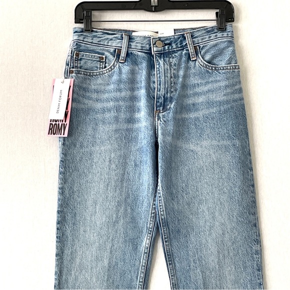 ARITZIA Denim Forum The Romy Mid Rise Straight Leg Jeans 30L NWT - Picture 5 of 12